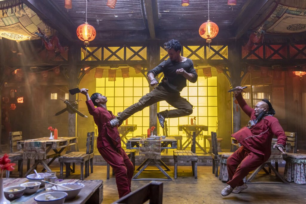 Tiger Shroff and Kriti Sanon's New Blockbuster Film Smashes All Records. See the Epic "Ganapath Trailer" Here! 2 Ganapath Trailer